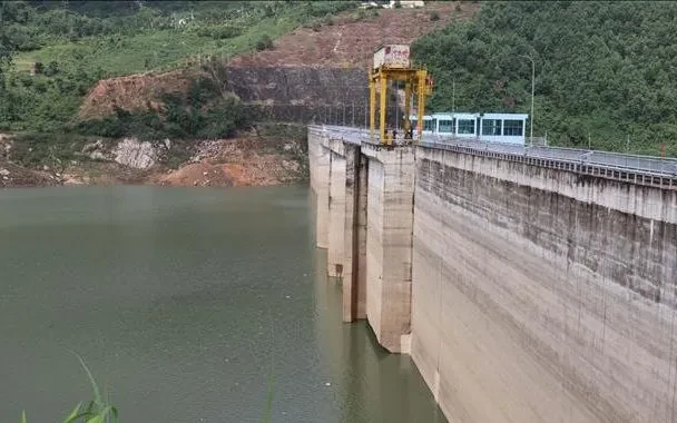 Thực hiện một số giải pháp cấp bách trong quản lý an toàn đập, hồ chứa nước Thực hiện một số giải pháp cấp bách trong quản lý an toàn đập, hồ chứa nước