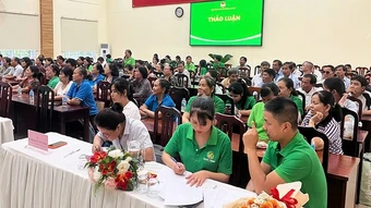 Thực hiện nhiều giải pháp hỗ trợ nông dân