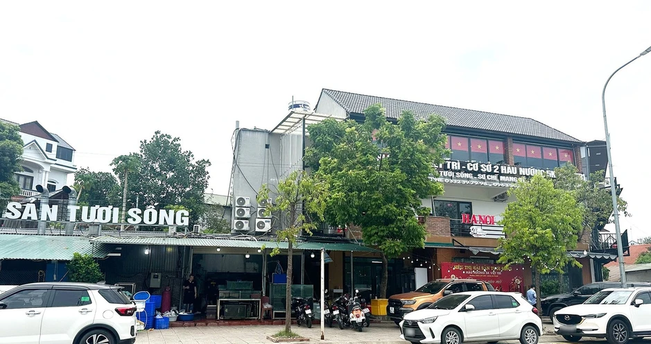 Thực hư vụ mời bạn gái ăn tôm hùm, cua hoàng đế hết hơn 16 triệu đồng rồi không thanh toán Thực hư vụ mời bạn gái ăn tôm hùm, cua hoàng đế hết hơn 16 triệu đồng rồi không thanh toán