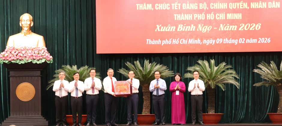 Thường trực Thành ủy TPHCM yêu cầu tăng tốc ngay sau Tết