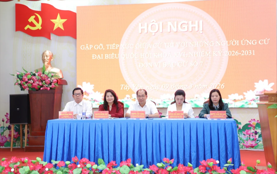 Tiếp tục huy động nguồn lực xây nhà Đại đoàn kết giúp dân Tiếp tục huy động nguồn lực xây nhà Đại đoàn kết giúp dân