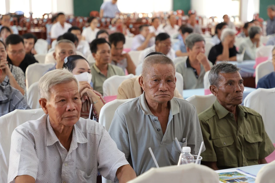 Tiếp tục huy động nguồn lực xây nhà Đại đoàn kết giúp dân Tiếp tục huy động nguồn lực xây nhà Đại đoàn kết giúp dân