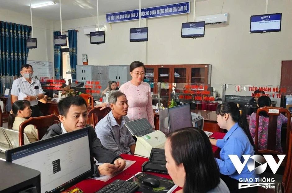 Tiết kiệm tiền tỷ nhờ “đánh thức” những trụ sở dôi dư Tiết kiệm tiền tỷ nhờ “đánh thức” những trụ sở dôi dư