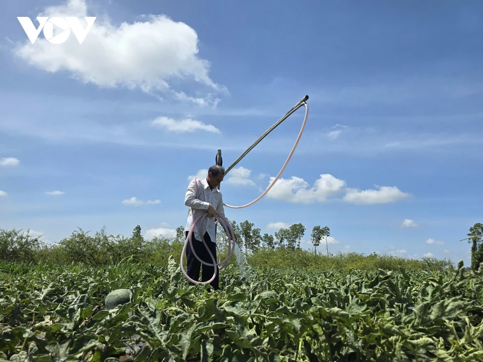 Tìm giải pháp đảm bảo an ninh nguồn nước cho ĐBSCL trước biến đổi khí hậu Tìm giải pháp đảm bảo an ninh nguồn nước cho ĐBSCL trước biến đổi khí hậu