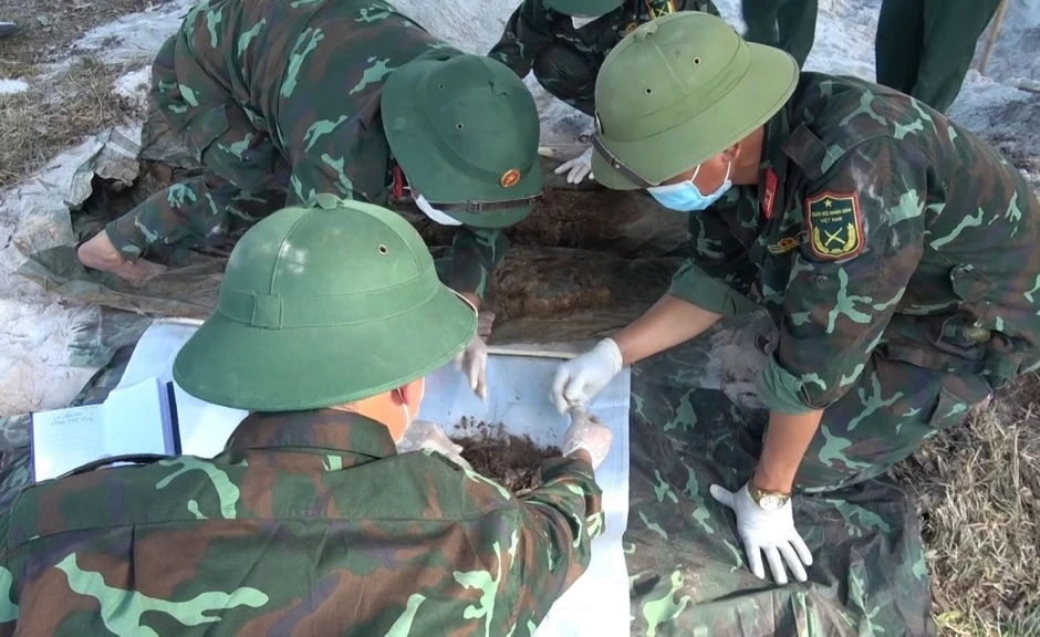 Tìm hài cốt liệt sĩ từ ký ức của đồng đội Tìm hài cốt liệt sĩ từ ký ức của đồng đội