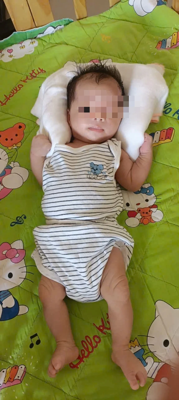 Tìm người thân bé trai bị bỏ rơi lúc 5 ngày tuổi ở Tây Ninh Tìm người thân bé trai bị bỏ rơi lúc 5 ngày tuổi ở Tây Ninh
