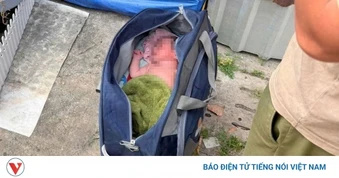 Tìm người thân bé trai sơ sinh còn nguyên dây rốn bị bỏ gần nhà thờ ở TP.HCM