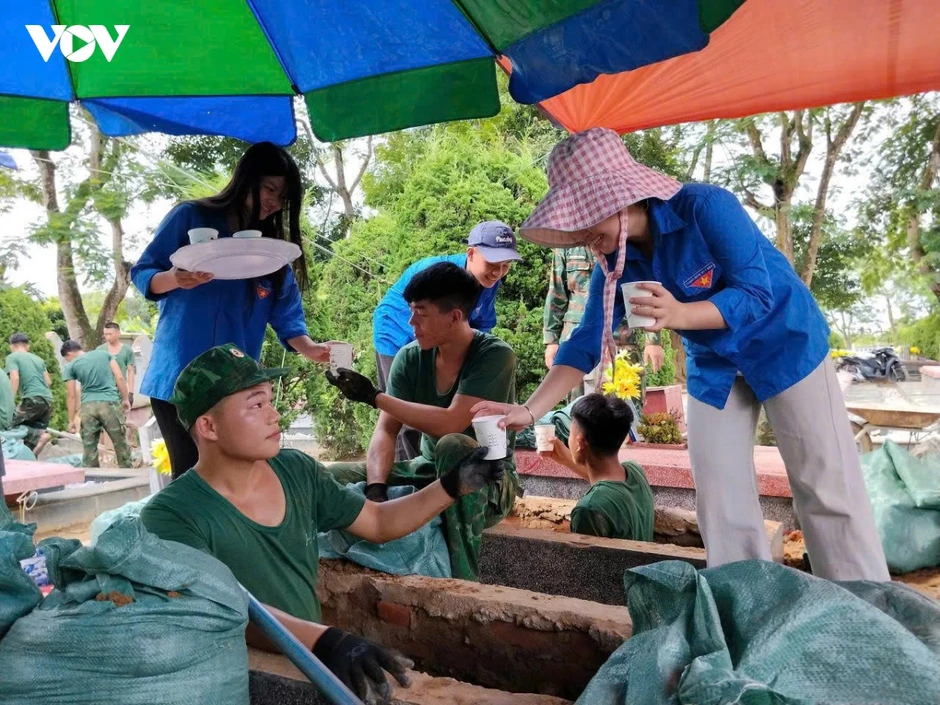 Tìm tên liệt sĩ giữa nắng mưa Điện Biên