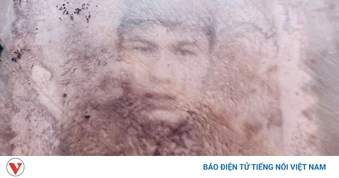 Tìm thấy album ảnh trong mộ liệt sĩ, nhiều gia đình liên hệ nhận thân nhân