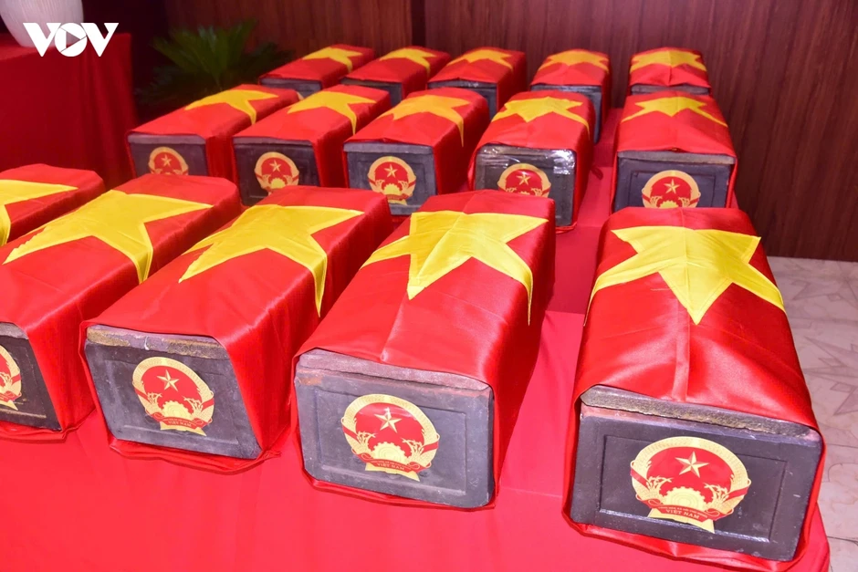 Tìm thấy thêm 5 hài cốt liệt sĩ tại Công viên Lê Thị Riêng Tìm thấy thêm 5 hài cốt liệt sĩ tại Công viên Lê Thị Riêng