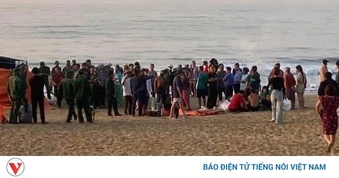 Tìm thấy thi thể nam sinh trường chuyên mất tích khi tắm biển Quy Nhơn