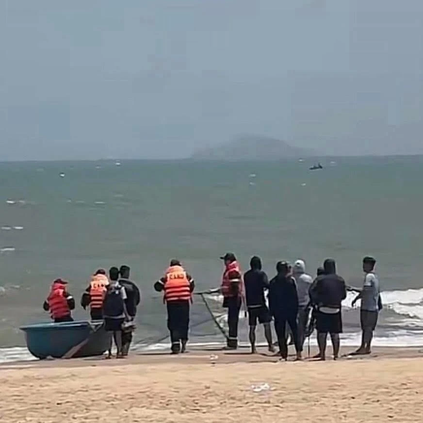 Tìm thấy thi thể nam sinh trường chuyên mất tích khi tắm biển Quy Nhơn Tìm thấy thi thể nam sinh trường chuyên mất tích khi tắm biển Quy Nhơn