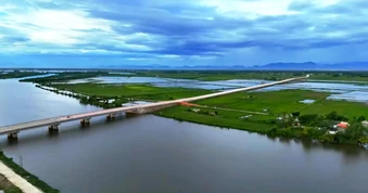 Tìm thấy thi thể nam thanh niên nhảy cầu tại Huế