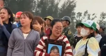 Tìm thấy thi thể người phụ nữ để lại ô tô nhảy cầu tự tử