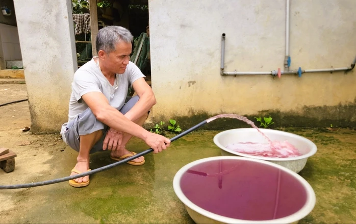 Tin mới vụ nước giếng khoan đổi màu tím bất thường ở Thanh Hóa