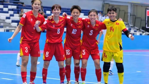 Tin nổi bật ngày 11/5: Tổng Bí thư, Chủ tịch nước Tô Lâm làm việc với Văn phòng Chủ tịch nước; Phiên làm việc thứ nhất Đại hội đại biểu toàn quốc Mặt trận Tổ quốc Việt Nam lần thứ XI Tin nổi bật ngày 11/5: Tổng Bí thư, Chủ tịch nước Tô Lâm làm việc với Văn phòng Chủ tịch nước; Phiên làm việc thứ nhất Đại hội đại biểu toàn quốc Mặt trận Tổ quốc Việt Nam lần thứ XI