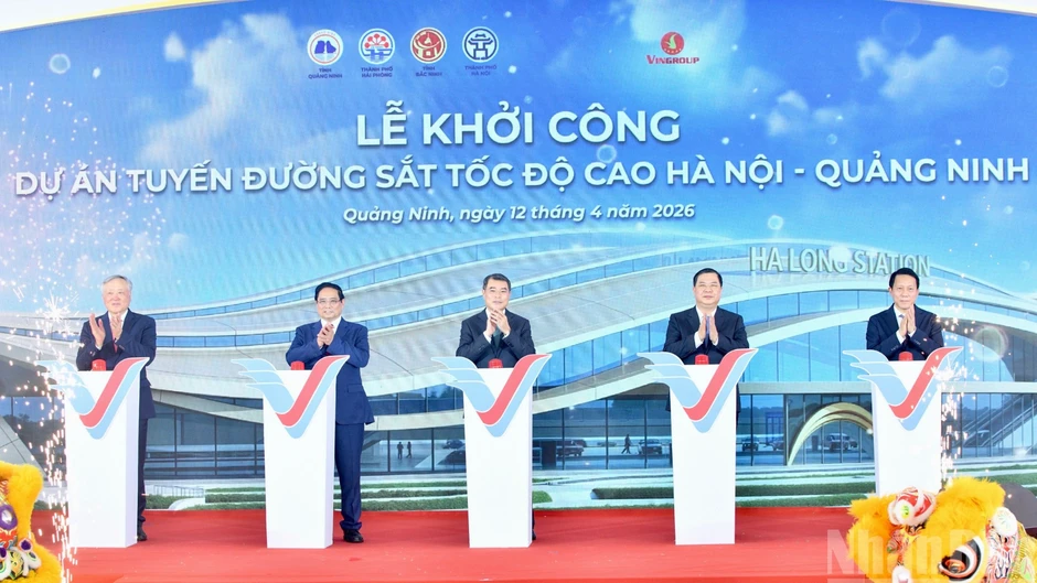 Tin nổi bật ngày 12/4: Quy định mới về thi hành Điều lệ Đảng; Quân khu 1 đón nhận Danh hiệu Anh hùng Lực lượng vũ trang nhân dân Tin nổi bật ngày 12/4: Quy định mới về thi hành Điều lệ Đảng; Quân khu 1 đón nhận Danh hiệu Anh hùng Lực lượng vũ trang nhân dân