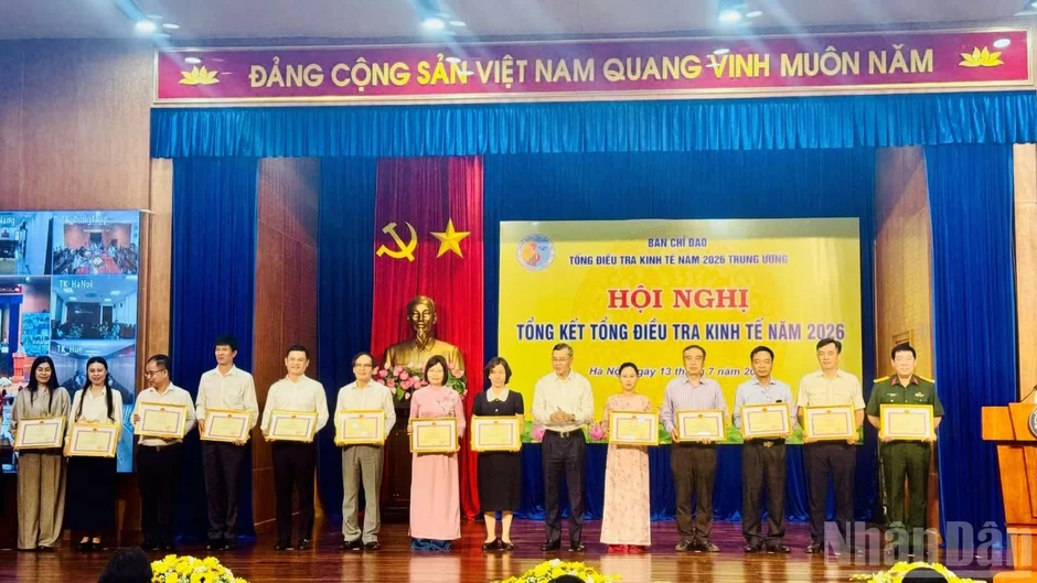 Tin nổi bật ngày 13/7: Khắc phục những khoảng trống để văn hóa thực sự là nền tảng tinh thần, động lực tăng trưởng; Khởi tố thêm 15 bị can liên quan Kỳ thi tốt nghiệp trung học phổ thông tại Tuyên Quang