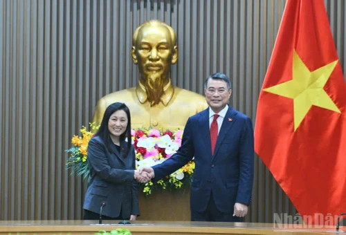 Tin nổi bật ngày 13/7: Khắc phục những khoảng trống để văn hóa thực sự là nền tảng tinh thần, động lực tăng trưởng; Khởi tố thêm 15 bị can liên quan Kỳ thi tốt nghiệp trung học phổ thông tại Tuyên Quang