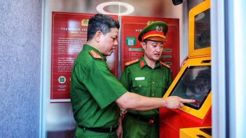 Tin nổi bật ngày 15/8: Phó Thủ tướng Thường trực Chính phủ Phạm Gia Túc thăm và làm việc tại Quảng Ngãi; Động đất ở Indonesia gây nhiều thiệt hại