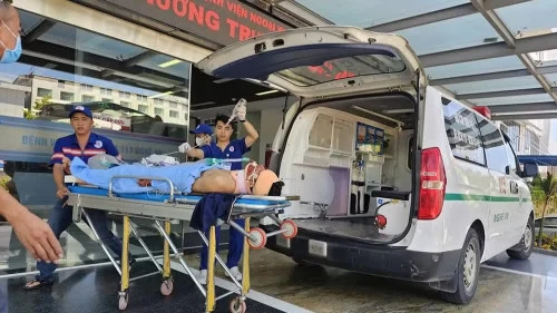 Tin nổi bật ngày 16/8: Dâng hương tưởng nhớ Chủ tịch Tôn Đức Thắng; tổ chức khai giảng thống nhất trên toàn quốc Tin nổi bật ngày 16/8: Dâng hương tưởng nhớ Chủ tịch Tôn Đức Thắng; tổ chức khai giảng thống nhất trên toàn quốc