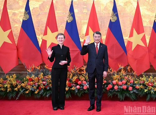 Tin nổi bật ngày 18/10: Ký kết Hiệp định thương mại tự do giữa Việt Nam và các nước thành viên Hiệp hội Mậu dịch tự do châu Âu; Quốc hội tiếp tục ngày làm việc thứ 2 của Kỳ họp thứ 2, Quốc hội khóa XVI Tin nổi bật ngày 18/10: Ký kết Hiệp định thương mại tự do giữa Việt Nam và các nước thành viên Hiệp hội Mậu dịch tự do châu Âu; Quốc hội tiếp tục ngày làm việc thứ 2 của Kỳ họp thứ 2, Quốc hội khóa XVI