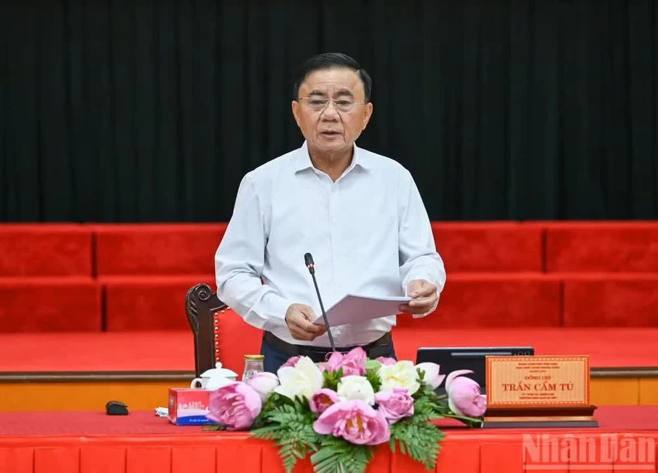 Tin nổi bật ngày 2/8: Hội nghị Ban Thường vụ Đảng ủy Quốc hội với các Tổ trưởng Tổ đảng, Trưởng đoàn, Phó trưởng đoàn phụ trách Đoàn đại biểu Quốc hội các tỉnh, thành phố; Hội nghị Ngoại vụ toàn quốc lần thứ 22 Tin nổi bật ngày 2/8: Hội nghị Ban Thường vụ Đảng ủy Quốc hội với các Tổ trưởng Tổ đảng, Trưởng đoàn, Phó trưởng đoàn phụ trách Đoàn đại biểu Quốc hội các tỉnh, thành phố; Hội nghị Ngoại vụ toàn quốc lần thứ 22
