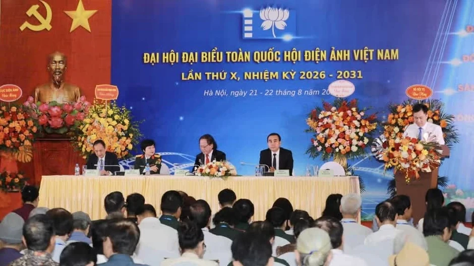 Tin nổi bật ngày 22/8: Bộ Chính trị ban hành quy định về chức năng, nhiệm vụ Ban Chỉ đạo Trung ương về đối ngoại và hội nhập quốc tế; Bão số 4 gây mưa lớn ở phía Đông Bắc Bộ và Thanh Hóa Tin nổi bật ngày 22/8: Bộ Chính trị ban hành quy định về chức năng, nhiệm vụ Ban Chỉ đạo Trung ương về đối ngoại và hội nhập quốc tế; Bão số 4 gây mưa lớn ở phía Đông Bắc Bộ và Thanh Hóa