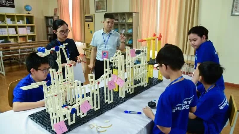 Tin nổi bật ngày 24/5: Chuyển đổi mạnh mẽ phương thức đào tạo, bồi dưỡng nâng cao năng lực cán bộ, công chức; Đánh giá cán bộ hằng quý theo “6 rõ” Tin nổi bật ngày 24/5: Chuyển đổi mạnh mẽ phương thức đào tạo, bồi dưỡng nâng cao năng lực cán bộ, công chức; Đánh giá cán bộ hằng quý theo “6 rõ”