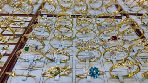 Tin nổi bật ngày 24/5: Chuyển đổi mạnh mẽ phương thức đào tạo, bồi dưỡng nâng cao năng lực cán bộ, công chức; Đánh giá cán bộ hằng quý theo “6 rõ” Tin nổi bật ngày 24/5: Chuyển đổi mạnh mẽ phương thức đào tạo, bồi dưỡng nâng cao năng lực cán bộ, công chức; Đánh giá cán bộ hằng quý theo “6 rõ”