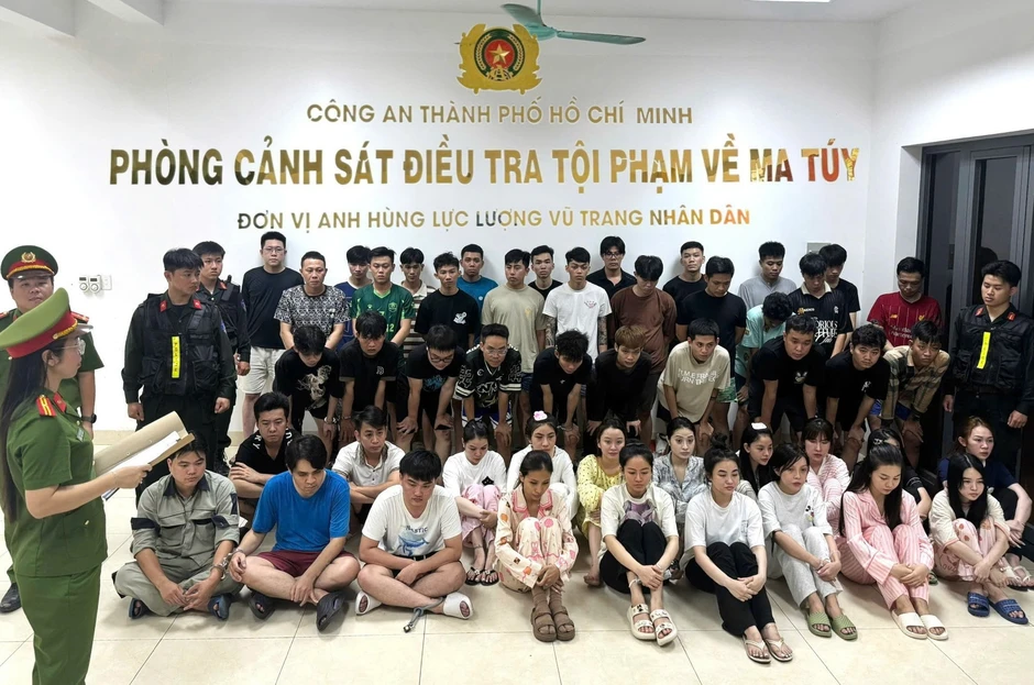 Tin nổi bật ngày 25/5: Tổng Bí thư, Chủ tịch nước Tô Lâm chủ trì cuộc làm việc về công tác nghiên cứu khoa học cơ bản; Nhà ở cho thuê là phân khúc chiến lược, dài hạn Tin nổi bật ngày 25/5: Tổng Bí thư, Chủ tịch nước Tô Lâm chủ trì cuộc làm việc về công tác nghiên cứu khoa học cơ bản; Nhà ở cho thuê là phân khúc chiến lược, dài hạn