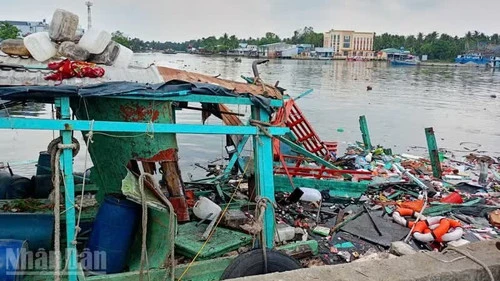 Tin nổi bật ngày 27/4: Tổng Bí thư, Chủ tịch nước Tô Lâm thăm và làm việc tại Thành phố Hồ Chí Minh; Nhiều hoạt động thăm, tặng quà gia đình chính sách, người lao động Tin nổi bật ngày 27/4: Tổng Bí thư, Chủ tịch nước Tô Lâm thăm và làm việc tại Thành phố Hồ Chí Minh; Nhiều hoạt động thăm, tặng quà gia đình chính sách, người lao động