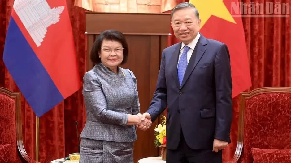 Tin nổi bật ngày 28/7: Tổng Bí thư, Chủ tịch nước Tô Lâm là Chủ tịch danh dự Hội Chữ thập đỏ Việt Nam; Ban hành Quy định về những điều đảng viên không được làm Tin nổi bật ngày 28/7: Tổng Bí thư, Chủ tịch nước Tô Lâm là Chủ tịch danh dự Hội Chữ thập đỏ Việt Nam; Ban hành Quy định về những điều đảng viên không được làm