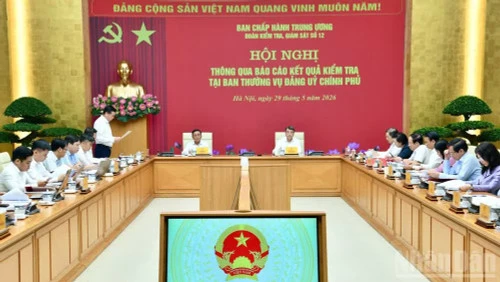 Tin nổi bật ngày 29/5: Tổng Bí thư, Chủ tịch nước Tô Lâm và Phu nhân bắt đầu thăm cấp Nhà nước Cộng hòa Singapore; Thông qua dự thảo Báo cáo kết quả kiểm tra tại Ban Thường vụ Đảng ủy Chính phủ Tin nổi bật ngày 29/5: Tổng Bí thư, Chủ tịch nước Tô Lâm và Phu nhân bắt đầu thăm cấp Nhà nước Cộng hòa Singapore; Thông qua dự thảo Báo cáo kết quả kiểm tra tại Ban Thường vụ Đảng ủy Chính phủ
