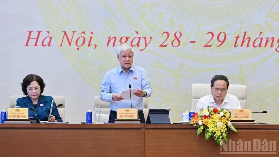 Tin nổi bật ngày 29/9: Tổng Bí thư, Chủ tịch nước Tô Lâm dự lễ khởi công dự án tu bổ Điện Kính Thiên; Hội nghị Ban Thường vụ Đảng ủy Chính phủ và Ban Thường vụ Đảng ủy Quốc hội Tin nổi bật ngày 29/9: Tổng Bí thư, Chủ tịch nước Tô Lâm dự lễ khởi công dự án tu bổ Điện Kính Thiên; Hội nghị Ban Thường vụ Đảng ủy Chính phủ và Ban Thường vụ Đảng ủy Quốc hội