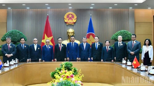Tin nổi bật ngày 30/9: Tổng Bí thư, Chủ tịch nước Tô Lâm chủ trì Hội nghị Quân ủy Trung ương và dự Hội nghị Đảng ủy Công an Trung ương; Ủy ban Kiểm tra Trung ương thi hành kỷ luật tổ chức đảng và đảng viên Tin nổi bật ngày 30/9: Tổng Bí thư, Chủ tịch nước Tô Lâm chủ trì Hội nghị Quân ủy Trung ương và dự Hội nghị Đảng ủy Công an Trung ương; Ủy ban Kiểm tra Trung ương thi hành kỷ luật tổ chức đảng và đảng viên