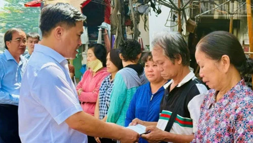 Tin nổi bật ngày 6/8: Tổng Bí thư, Chủ tịch nước Tô Lâm chủ trì làm việc với Đảng ủy Chính phủ; Trình Quốc hội việc thành lập thành phố Quảng Ninh và thành phố Bắc Ninh Tin nổi bật ngày 6/8: Tổng Bí thư, Chủ tịch nước Tô Lâm chủ trì làm việc với Đảng ủy Chính phủ; Trình Quốc hội việc thành lập thành phố Quảng Ninh và thành phố Bắc Ninh