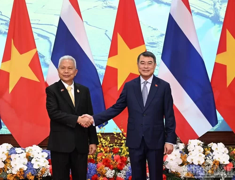 Tin nổi bật ngày 6/8: Tổng Bí thư, Chủ tịch nước Tô Lâm chủ trì làm việc với Đảng ủy Chính phủ; Trình Quốc hội việc thành lập thành phố Quảng Ninh và thành phố Bắc Ninh Tin nổi bật ngày 6/8: Tổng Bí thư, Chủ tịch nước Tô Lâm chủ trì làm việc với Đảng ủy Chính phủ; Trình Quốc hội việc thành lập thành phố Quảng Ninh và thành phố Bắc Ninh