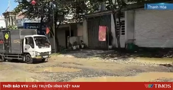 Tỉnh lộ dày đặc ''ổ voi, ổ gà'', ô tô phải lấn làn để né hố
