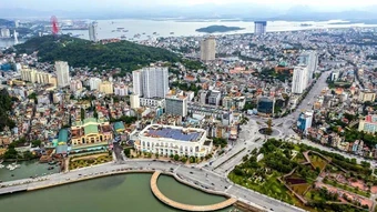 Tổ chức lấy ý kiến nhân dân về việc thành lập thành phố Quảng Ninh