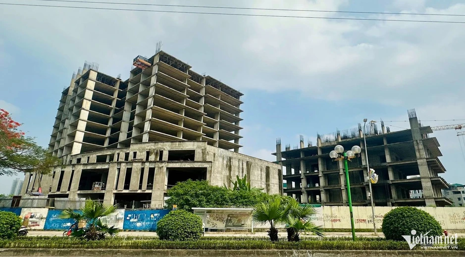 Toàn cảnh đất vàng hoang phí giữa Hà Nội, triệu tỉ bị chôn lấp, găm giữ Toàn cảnh đất vàng hoang phí giữa Hà Nội, triệu tỉ bị chôn lấp, găm giữ