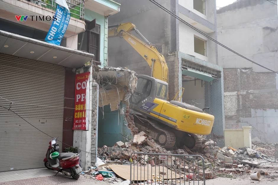 Toàn cảnh dự án cầu Trần Hưng Đạo: Đẩy nhanh giải phóng mặt bằng, người dân di dời tài sản Toàn cảnh dự án cầu Trần Hưng Đạo: Đẩy nhanh giải phóng mặt bằng, người dân di dời tài sản