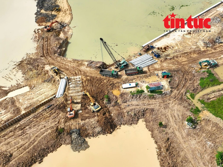 Toàn cảnh dự án chống ngập khẩn cấp 1.166 tỷ đồng ở Hà Nội Toàn cảnh dự án chống ngập khẩn cấp 1.166 tỷ đồng ở Hà Nội