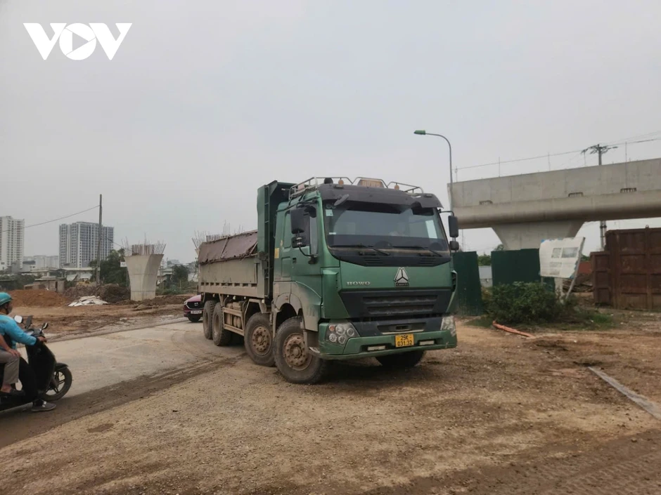 Tồn tại nhiều bất cập khi thi công đường Vành đai 4 tại Yên Nghĩa, Hà Nội