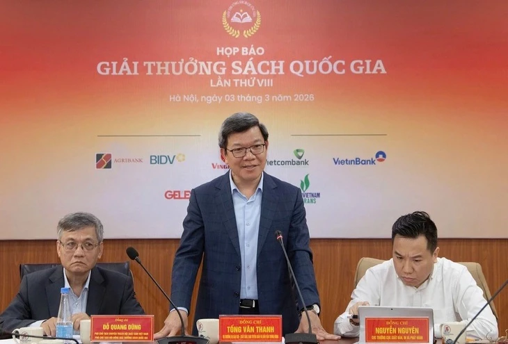 Tôn vinh những bộ sách có sức sống xã hội và tinh thần phụng sự Tổ quốc