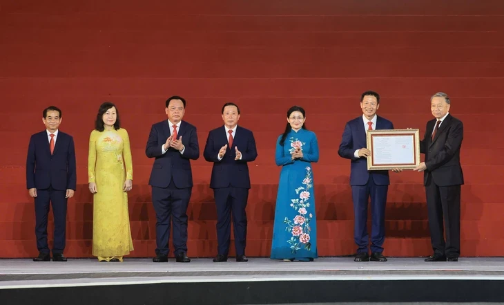 Tổng Bí thư, Chủ tịch nước Tô Lâm nêu 6 định hướng Đồng Nai thành đô thị giàu năng lực cạnh tranh Tổng Bí thư, Chủ tịch nước Tô Lâm nêu 6 định hướng Đồng Nai thành đô thị giàu năng lực cạnh tranh