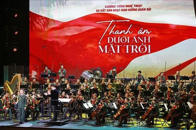 Tổng Bí thư và Chủ tịch Quốc hội dự chương trình nghệ thuật 'Thanh âm dưới ánh mặt trời' Tổng Bí thư và Chủ tịch Quốc hội dự chương trình nghệ thuật 'Thanh âm dưới ánh mặt trời'