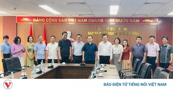 Tổng Giám đốc TinVina thăm, cám ơn tỉnh Quảng Ninh đã hỗ trợ Liên hoan Phát thanh