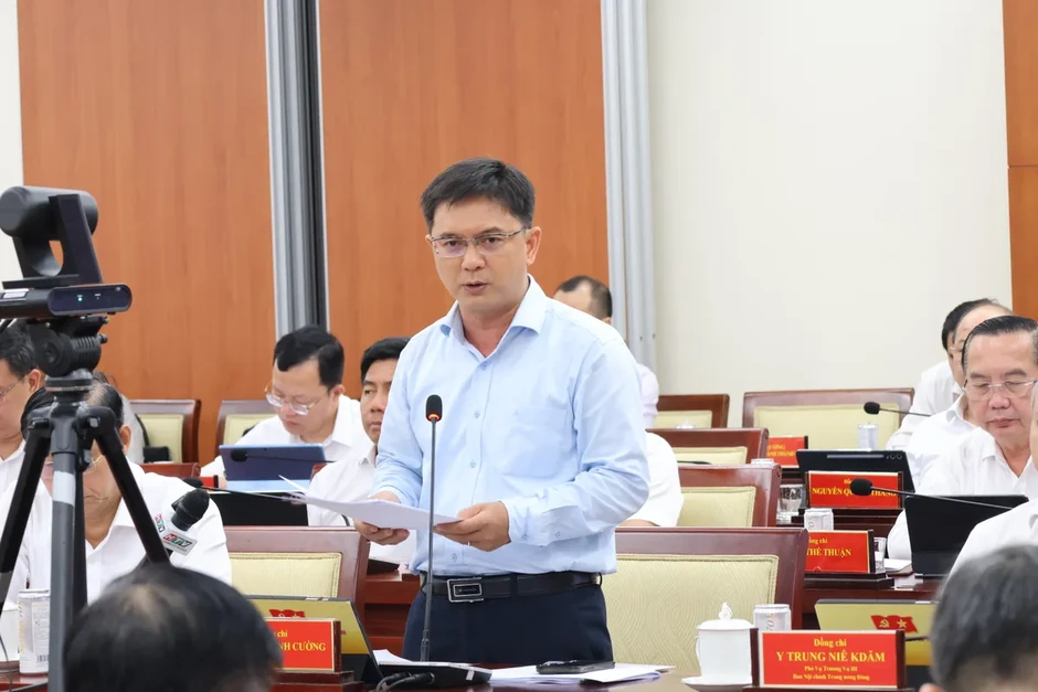 TP Hồ Chí Minh đánh giá kết quả một năm vận hành chính quyền địa phương hai cấp TP Hồ Chí Minh đánh giá kết quả một năm vận hành chính quyền địa phương hai cấp