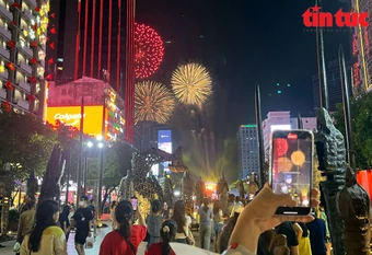 TP Hồ Chí Minh: Điều chỉnh giao thông phục vụ bắn pháo hoa dịp 30/4